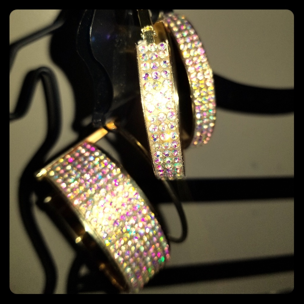 Hoop earring & cuff bracelet set